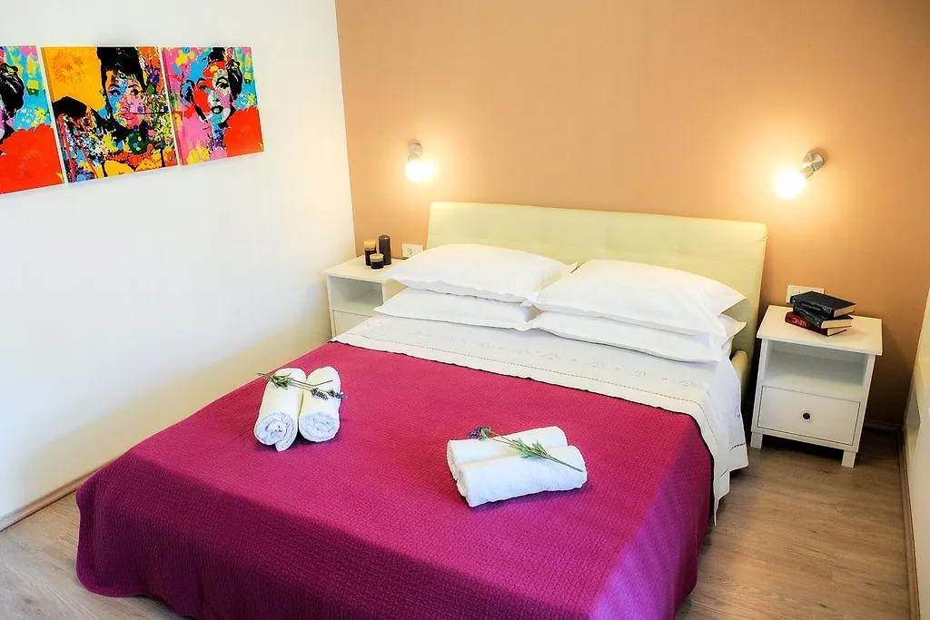 Apartment Bacvice Beach 2 スプリト